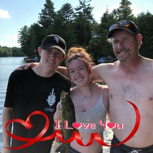 Meet your Posher, Cynthia